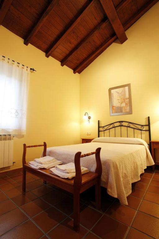 Casa Rural Puerta Del Sol II De 2 Habitaciones Candelario Εξωτερικό φωτογραφία